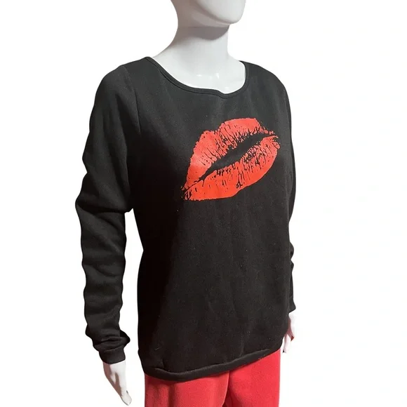 Lips Top - Picture 2 of 6